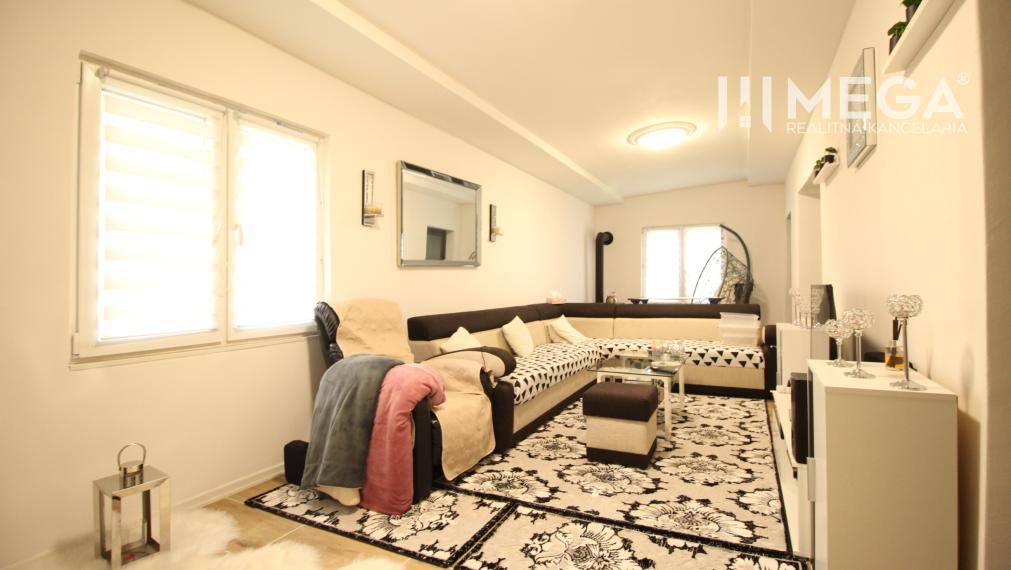 NA PREDAJ: Rodinný dom po kompletnej rekonštrukcii - Úbrež