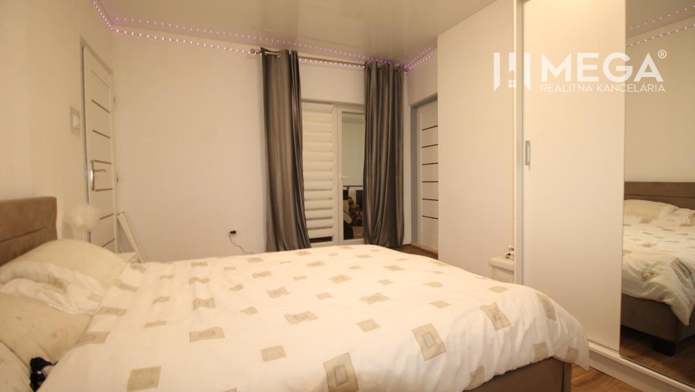 NA PREDAJ: Rodinný dom po kompletnej rekonštrukcii - Úbrež