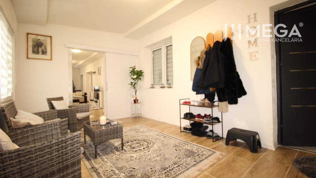 NA PREDAJ: Rodinný dom po kompletnej rekonštrukcii - Úbrež