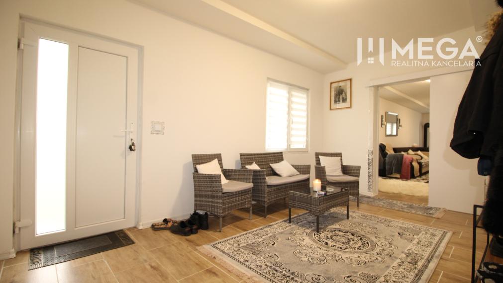 NA PREDAJ: Rodinný dom po kompletnej rekonštrukcii - Úbrež