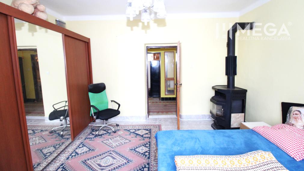 NA PREDAJ RODINNÝ DOM – MYSLINA ( len 6 km od Humenného)