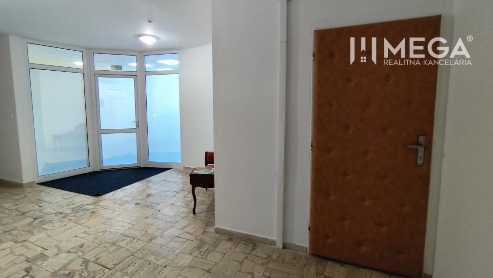 NA PRENÁJOM - kancelárske priestory v cente mesta Michalovce