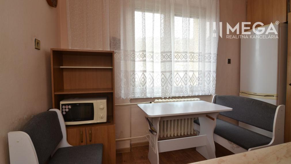 PREDAJ 3-izbového bytu v HUMENNOM (sídlisko 2A)