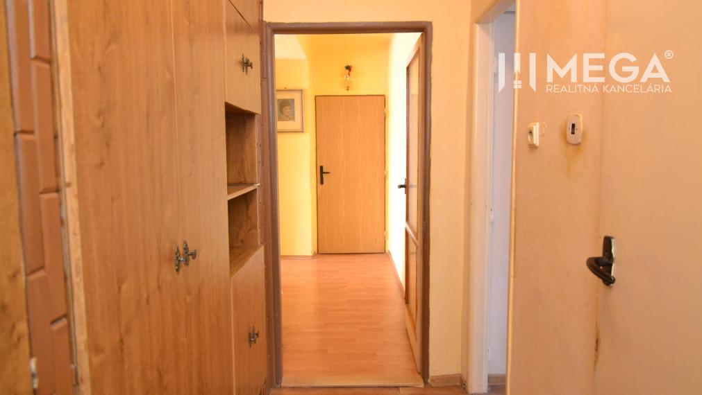 PREDAJ 3-izbového bytu v HUMENNOM (sídlisko 2A)