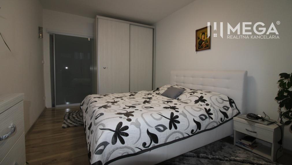 Na predaj krásny zrekonštruovaný 2 izbový byt Snina