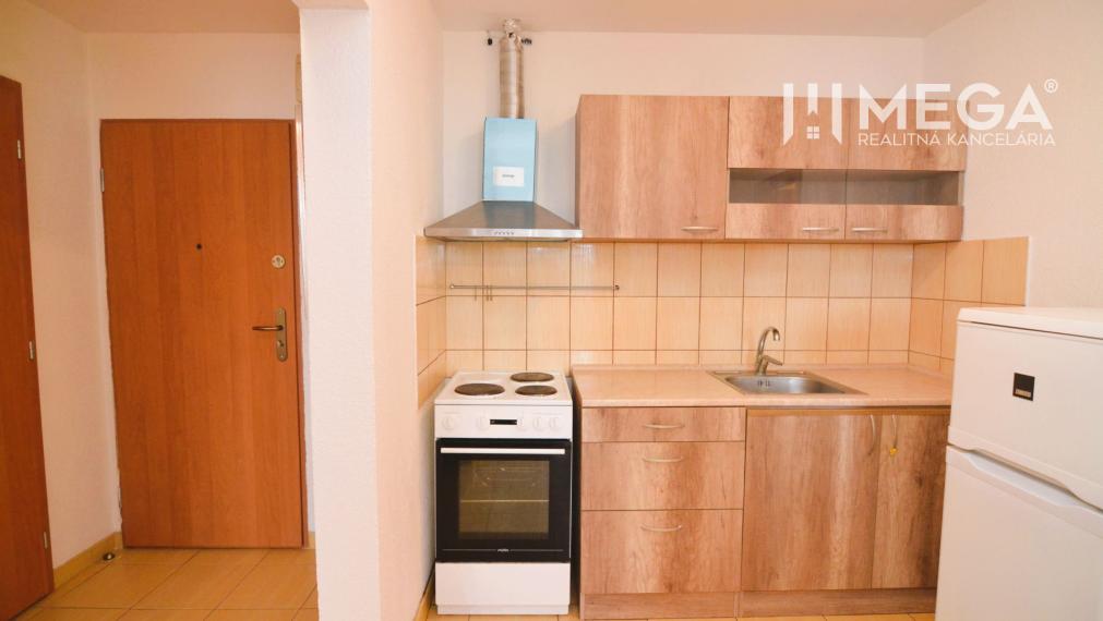 PREDAJ 2-izbového bytu (40 m2) v Humennom-sídlisko 3