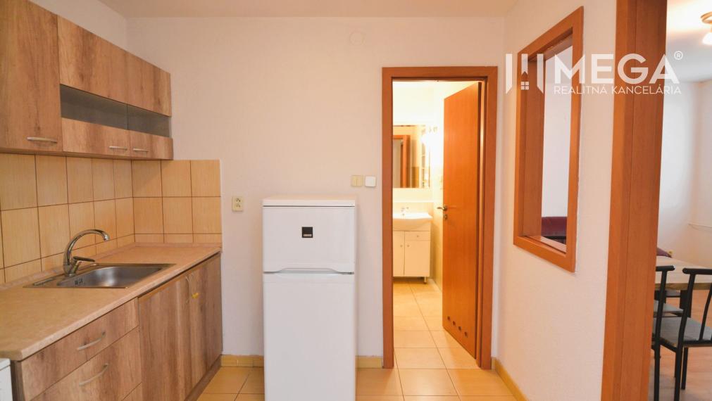 PREDAJ 2-izbového bytu (40 m2) v Humennom-sídlisko 3