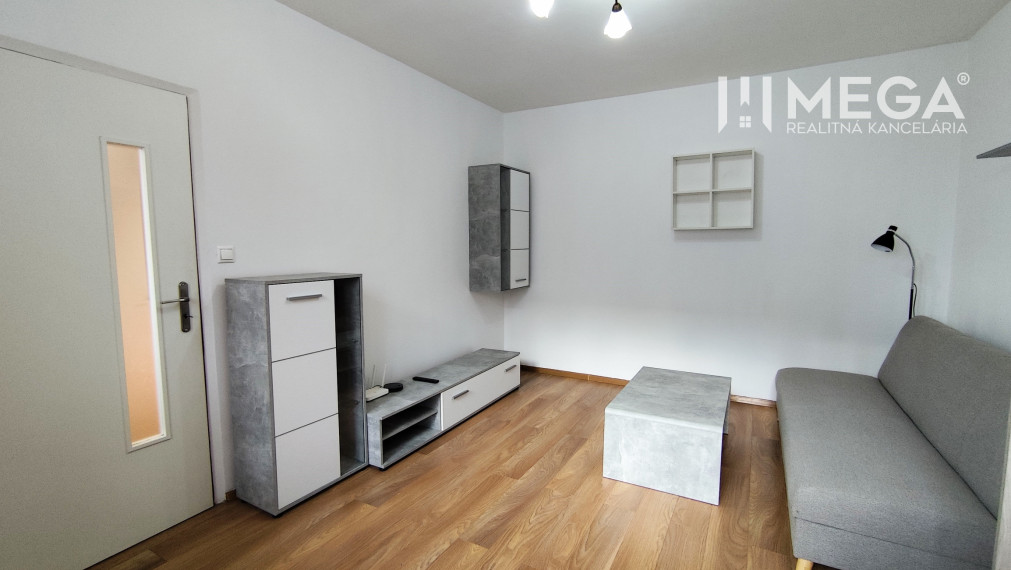 NA PRENÁJOM - priestranný 1izbový byt - Michalovce