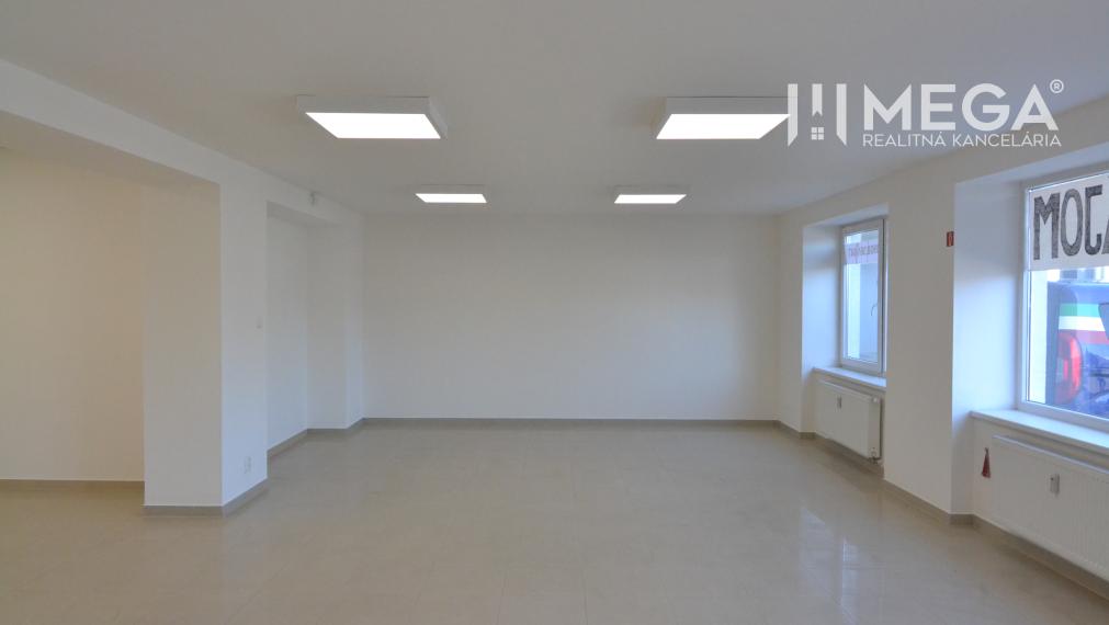 Na prenájom - priestor na prízemí 61,50 m2 na ul. Tolstého v meste Humenné