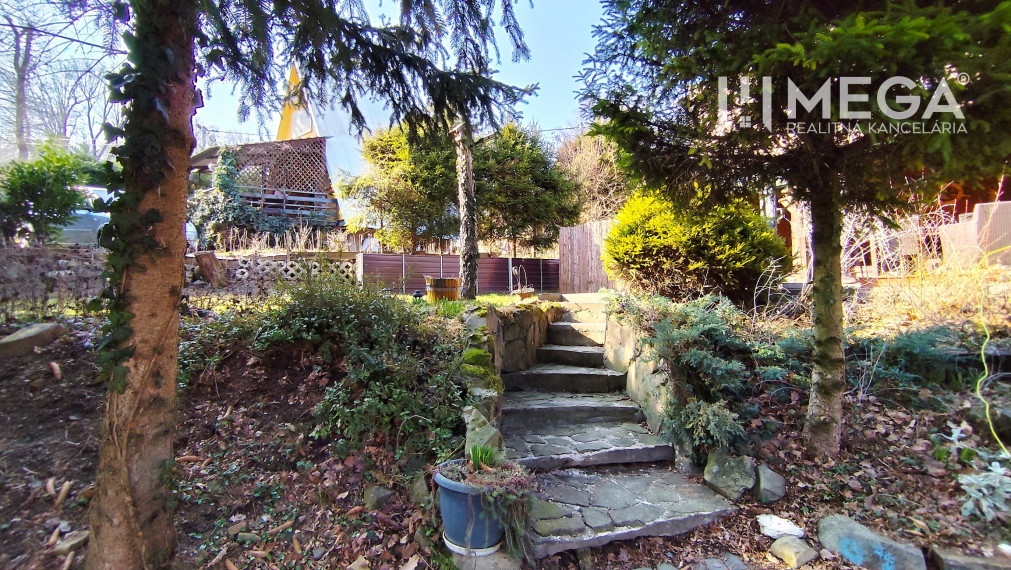 NA PREDAJ - Celoročne obývateľná chata - Šírava