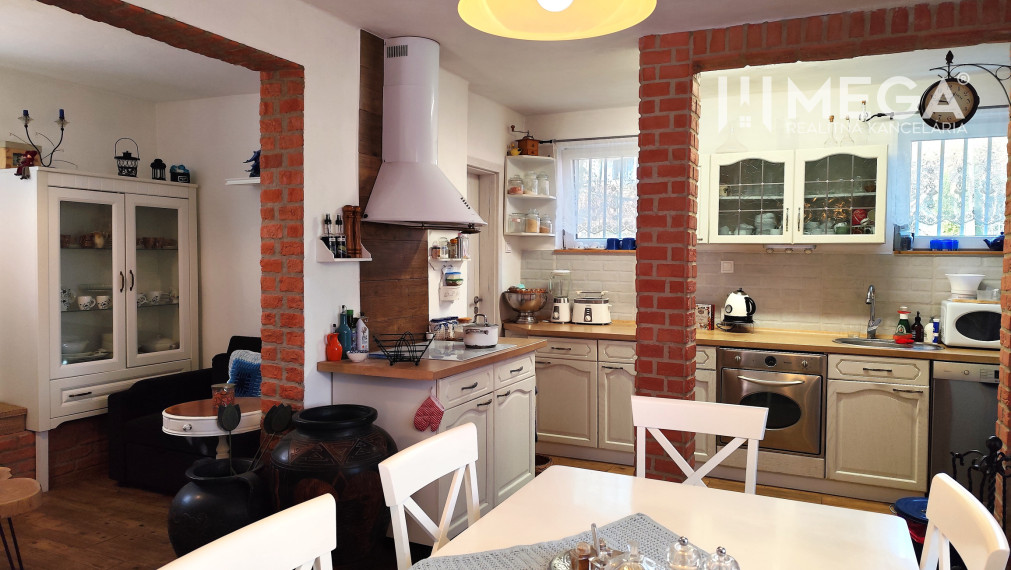 NA PREDAJ - Celoročne obývateľná chata - Šírava