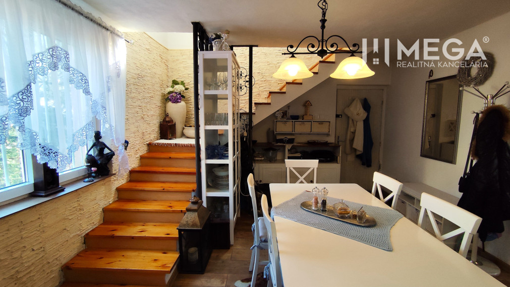 NA PREDAJ - Celoročne obývateľná chata - Šírava