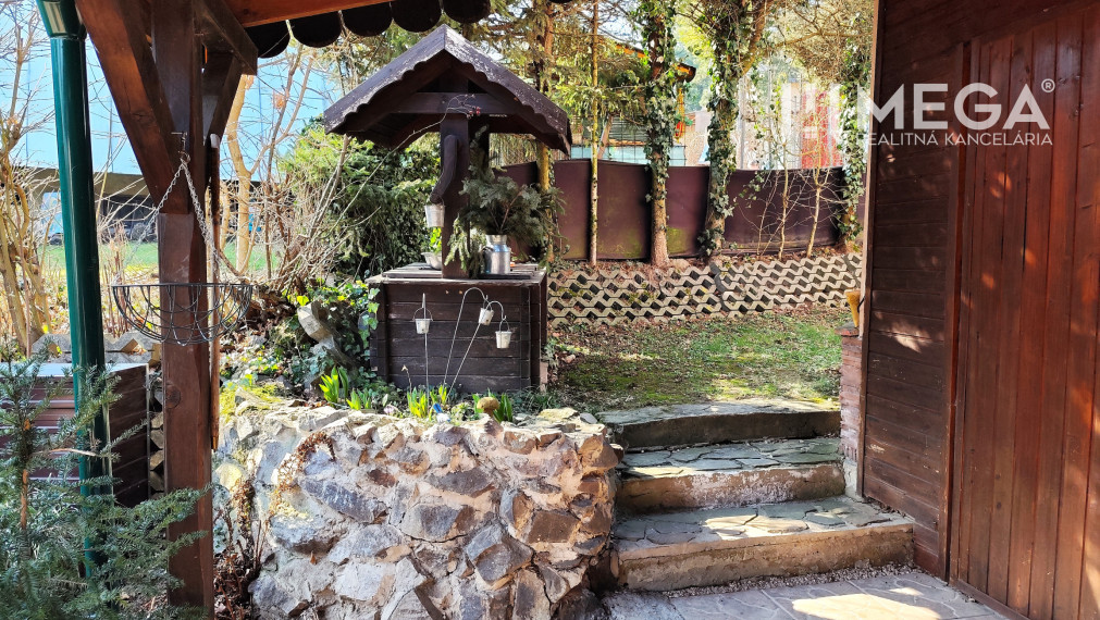 NA PREDAJ - Celoročne obývateľná chata - Šírava