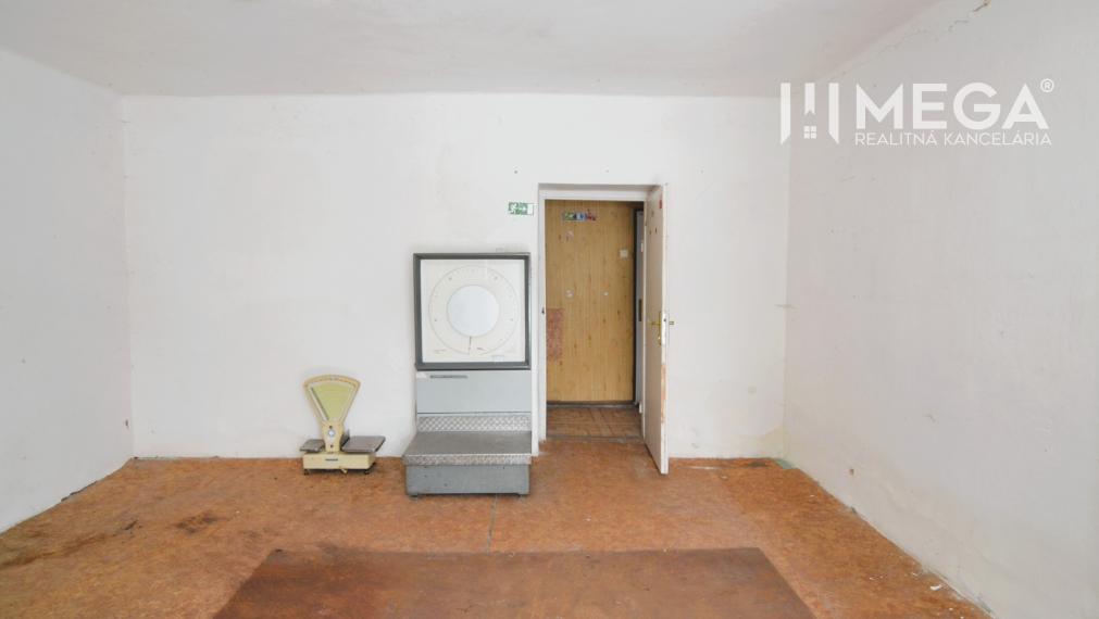 Predaj budovy v obci Zboj