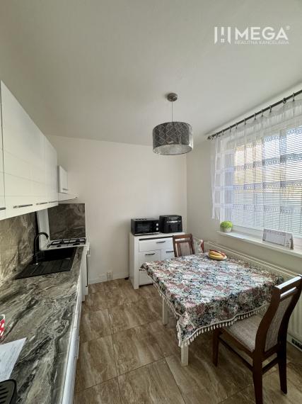 Na predaj 3 izbový byt s balkónom na sidl. pod Sokolejom v Humennom