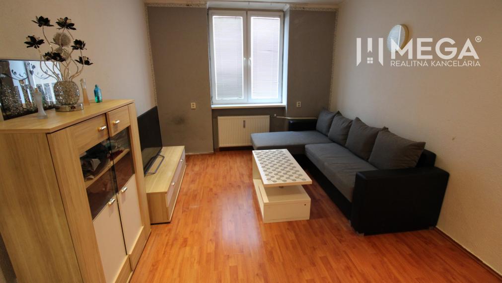 Predaj - čiastočne zrekonštruovaná garsónka v Humennom