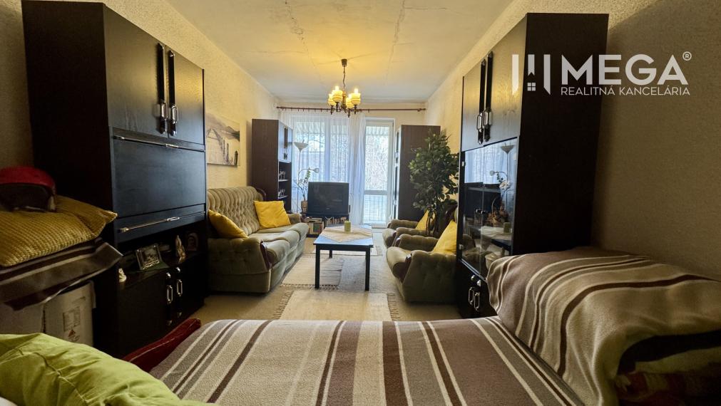 Na predaj 2 izbový byt s balkónom blízko centra mesta Humenné