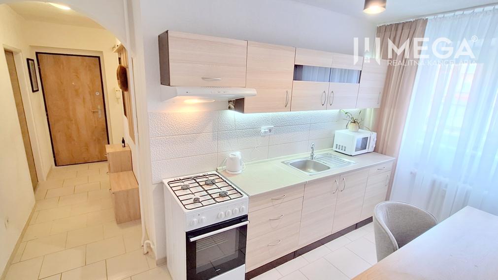 EXKLUZÍVNE NA PRENÁJOM 2-izbový BYT v meste Humenné