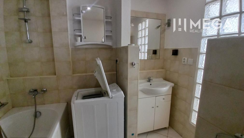 NA PRENÁJOM 1,5-IZB. BYT V MESTE HUMENNÉ