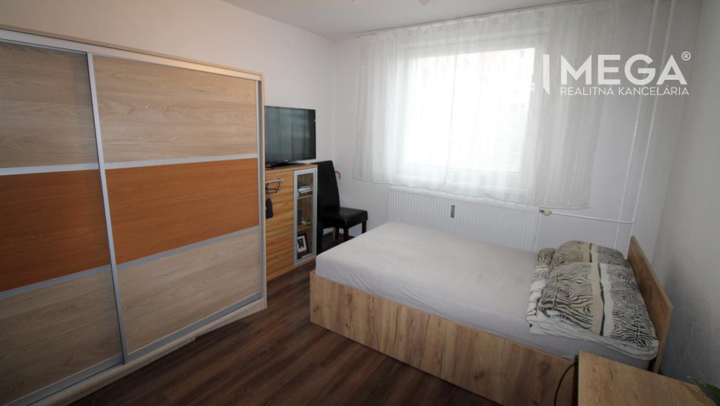 Znížená cena - Na predaj praktický 3 izbový byt v meste Humenné, exkluzívne.