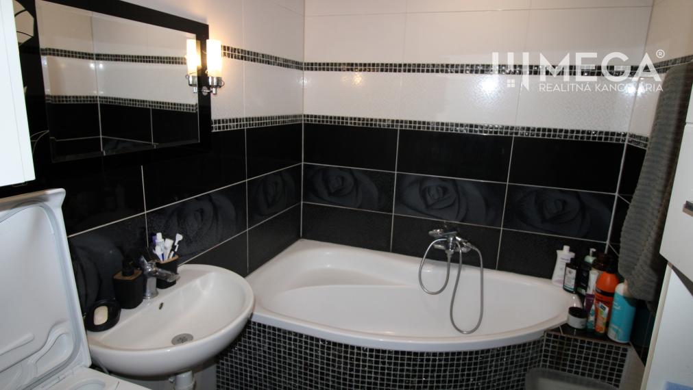 Znížená cena - Na predaj praktický 3 izbový byt v meste Humenné, exkluzívne.