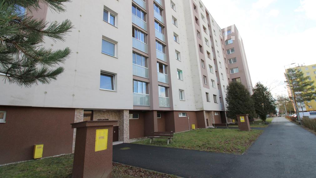 Znížená cena - Na predaj praktický 3 izbový byt v meste Humenné, exkluzívne.