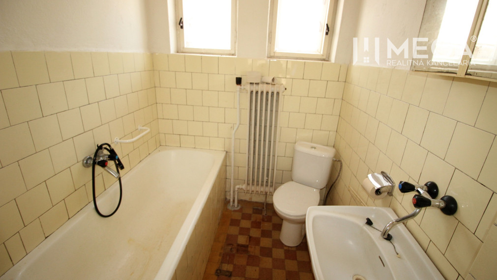 Na predaj rodinný dom na krásnom pozemku v obci Kamienka (Humenné)!