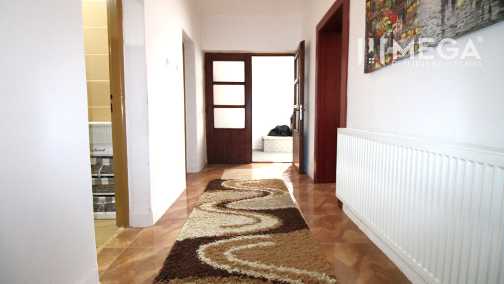 NA PREDAJ UNIKÁTNY RODINNÝ DOM V SRDCI MESTA MEDZILABORCE