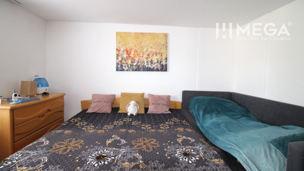 NA PREDAJ UNIKÁTNY RODINNÝ DOM V SRDCI MESTA MEDZILABORCE