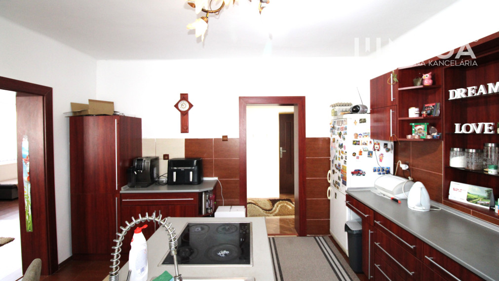 NA PREDAJ UNIKÁTNY RODINNÝ DOM V SRDCI MESTA MEDZILABORCE