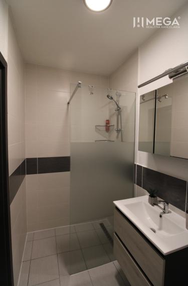 NA PREDAJ - 2 iz. byt, prerobený s balkónom blízko centra mesta Humenné