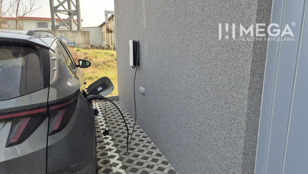 PRENÁJOM KANCELÁRIE (13 m2) v Humennom ul. Mierová