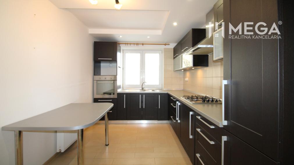 NOVÁ CENA NA PRENÁJOM ZARIADENÝ 2-izbový byt sídl.1 HUMENNÉ