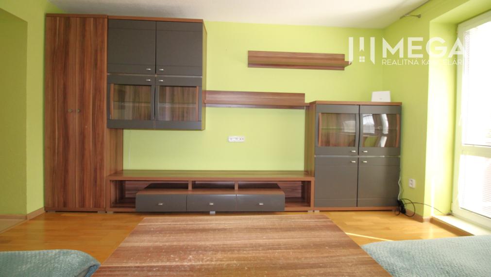 NOVÁ CENA NA PRENÁJOM ZARIADENÝ 2-izbový byt sídl.1 HUMENNÉ