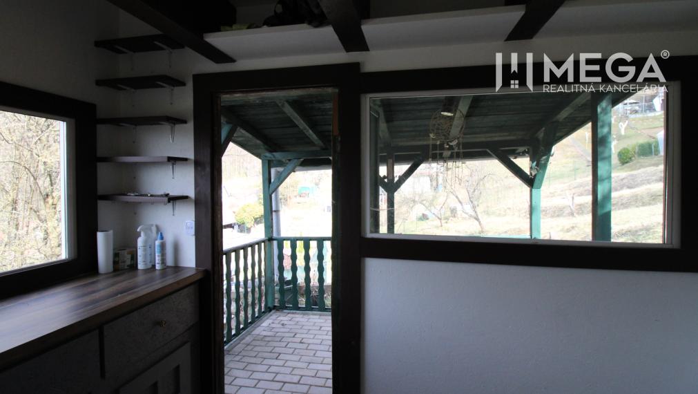 NOVINKA - NA PREDAJ pozemok 800m2 v ZO Poniklec pri meste Humenné