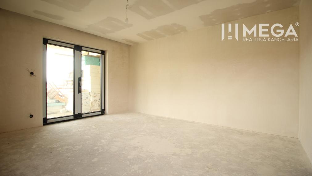 NA PREDAJ: Nadštandardný 5-izbový rodinný dom v Šemši – Moderné bývanie s výhľadom