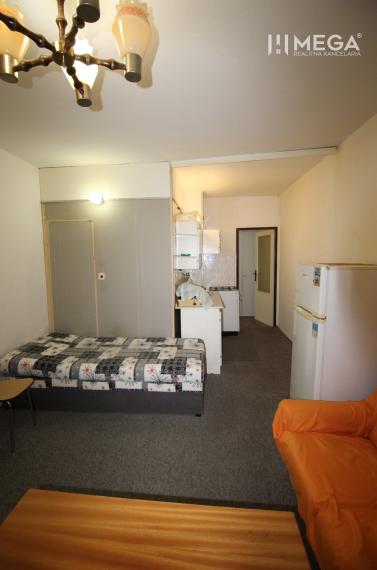 NA PRENÁJOM - Garsónka v pôvodnom stave na Sídlisku III v meste Humenné