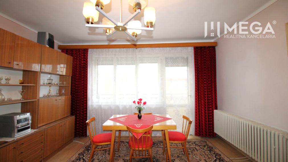 NA PREDAJ RODINNÝ DOM V TICHEJ LOKALITE MESTA STRÁŽSKE