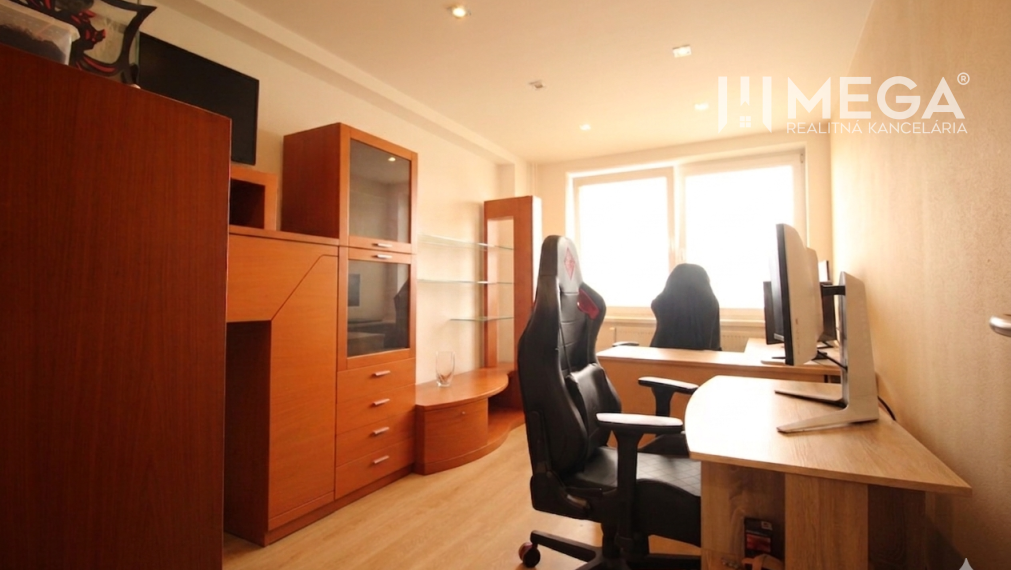 EXKLUZÍVNE NA PREDAJ: 3-IZBOVÝ BYT 94 m² | PARKOVACIE MIESTO | KLIMATIZÁCIA | KOMPLET ZARIADENÝ | KOŠICE – ŠACA