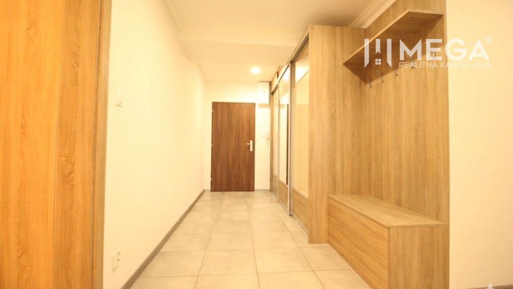 EXKLUZÍVNE NA PREDAJ: 3-IZBOVÝ BYT 94 m² | PARKOVACIE MIESTO | KLIMATIZÁCIA | KOMPLET ZARIADENÝ | KOŠICE – ŠACA