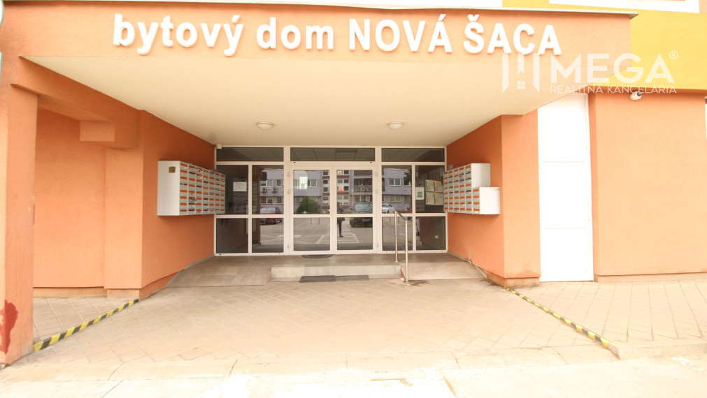 EXKLUZÍVNE NA PREDAJ: 3-IZBOVÝ BYT 94 m² | PARKOVACIE MIESTO | KLIMATIZÁCIA | KOMPLET ZARIADENÝ | KOŠICE – ŠACA