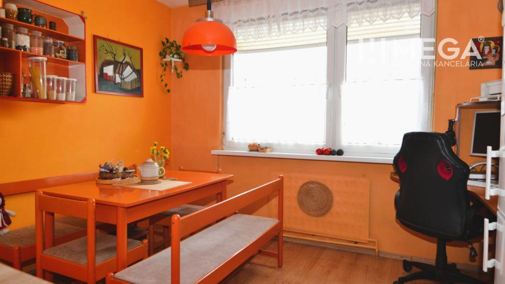 PREDAJ 3-izbového BYTU (74 m2) v HUMENNOM ulica TŘEBÍČSKA