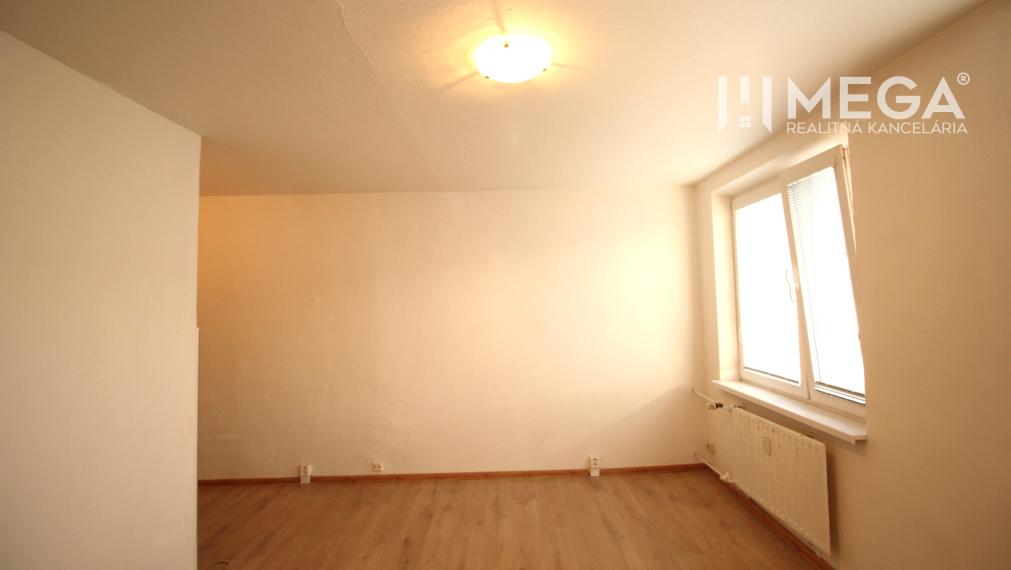 NA PRENÁJOM ÚTULNÝ 1,5-izb. BYT na Laboreckej ulici HUMENNÉ