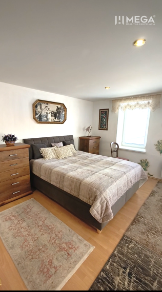 NA PREDAJ DOM GIGLOVCE blízko DOMAŠE S VLASTNOU VINÁRNIČKOU