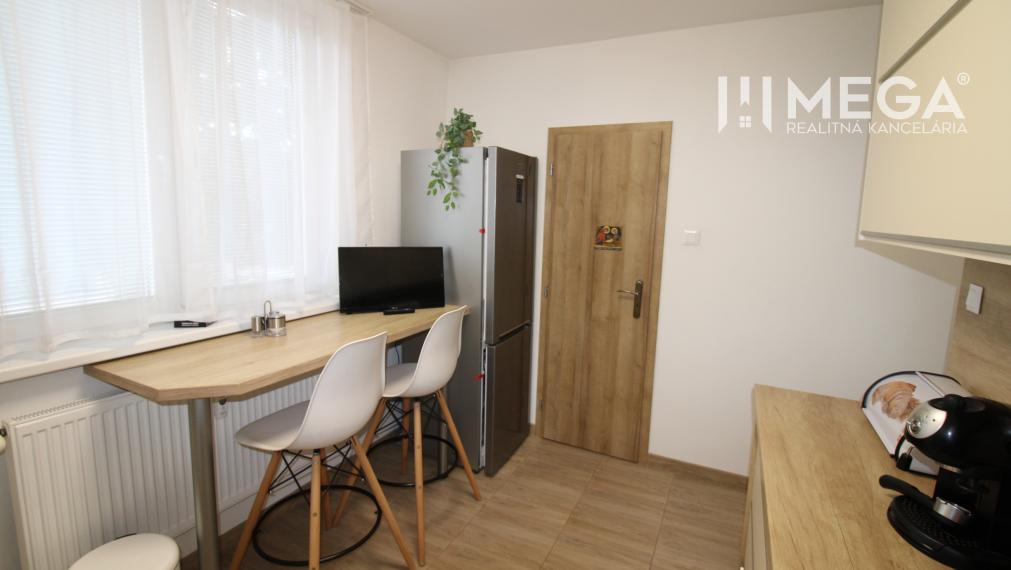 Na prenájom moderný 3-izbový byt v meste Snina