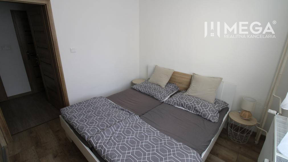 Na prenájom moderný 3-izbový byt v meste Snina