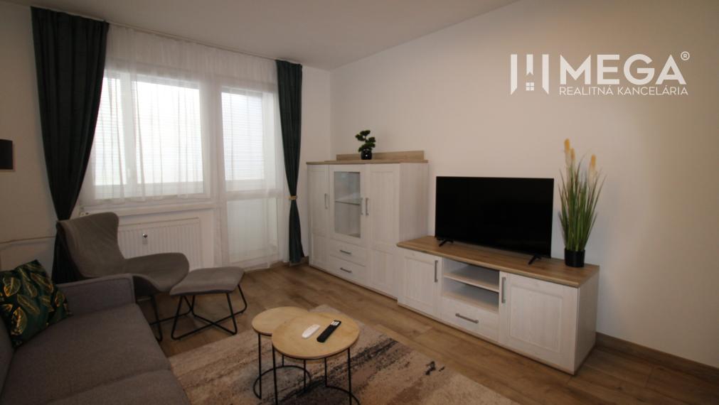 Na prenájom moderný 3-izbový byt v meste Snina