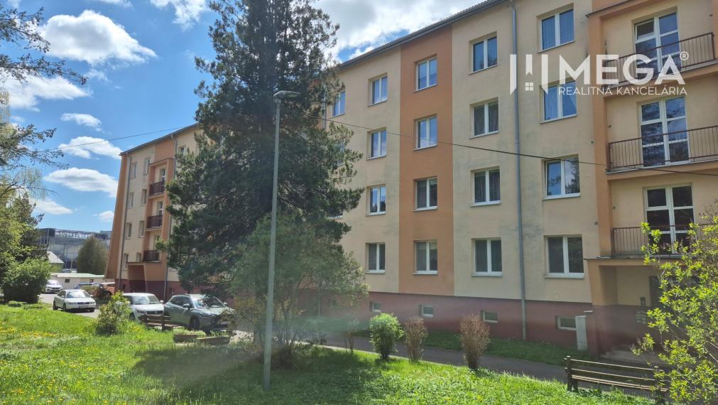 PREDAJ 3-izbového bytu v MEDZILABORCIACH ul.ŠVERMOVA