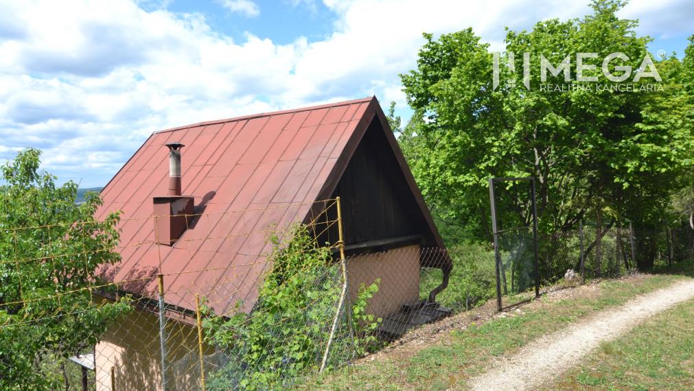 PREDAJ CHATKY s POZEMKOM (oblasť PONIKLEC)