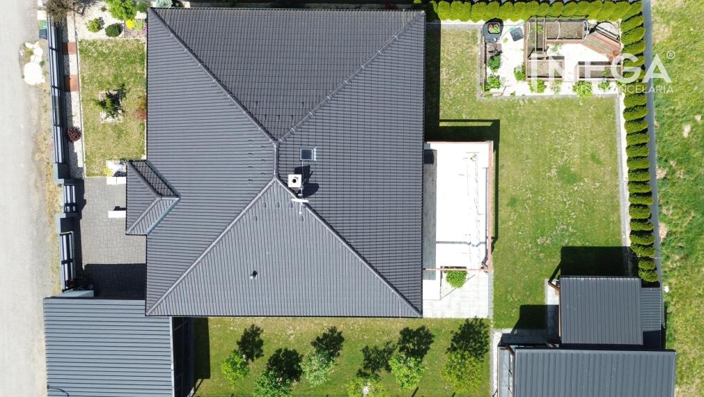 Na predaj priestranný bungalov v obci Lackovce